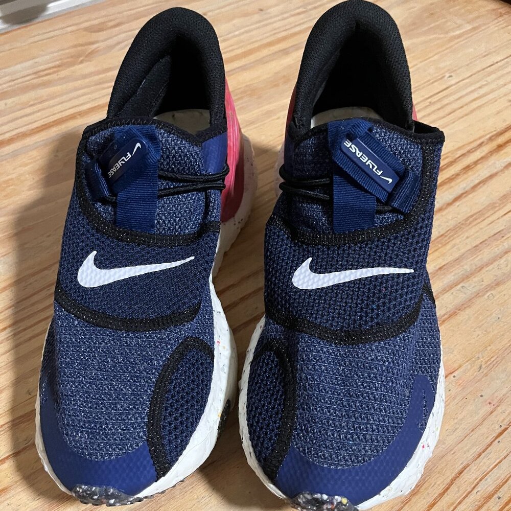 Nike  Glide FlyEase women's sneakers